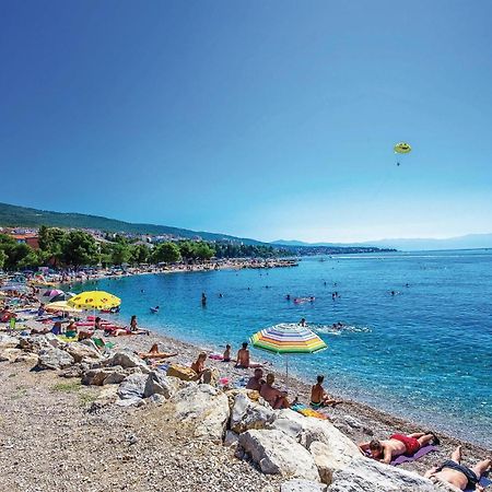 Nice Apartment In Crikvenica With Wifi Luaran gambar